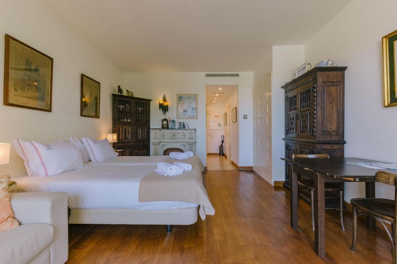 Rent4Rest Estoril Beachfront Apartments Bagian luar foto