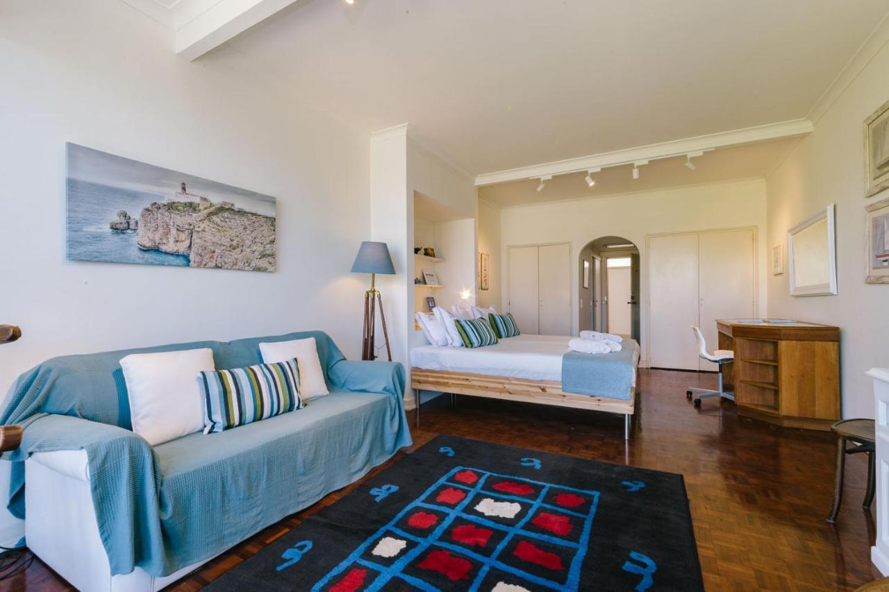 Rent4Rest Estoril Beachfront Apartments Bagian luar foto